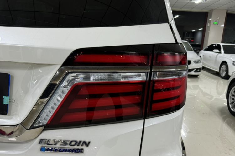 Used Honda Elysion 2019 2.0L Hybrid Luxury Edition
