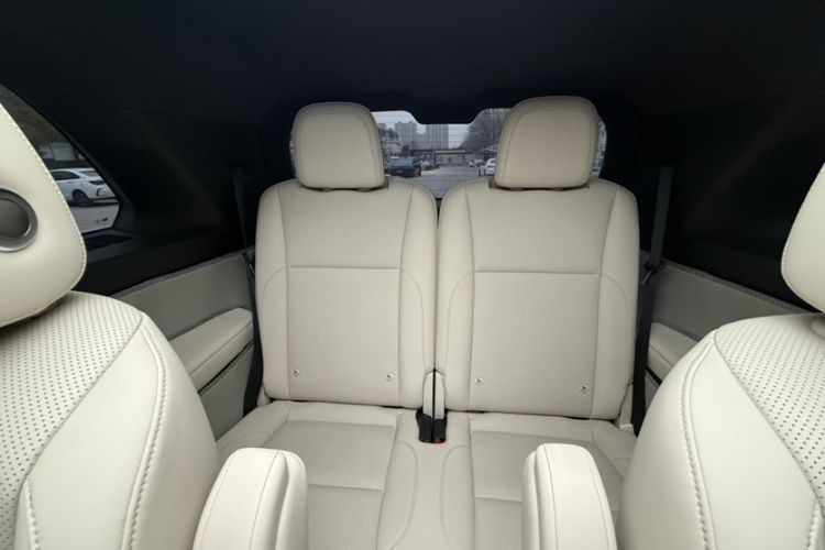 Used Li Auto L8 2023 Max model
