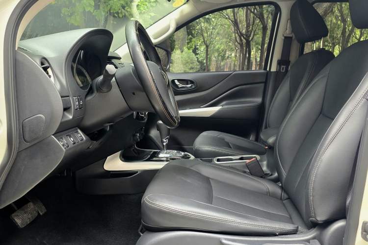 Used Nissan Terra 2020 2.5L XL Upper 4WD Automatic Four-Wheel Drive Luxury Edition
