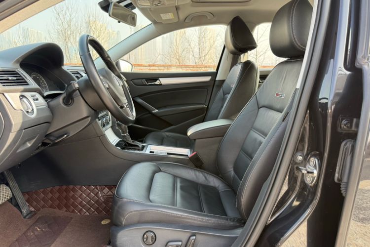 Used Volkswagen Passat 2014 1.8TSI DSG 30th Anniversary Edition