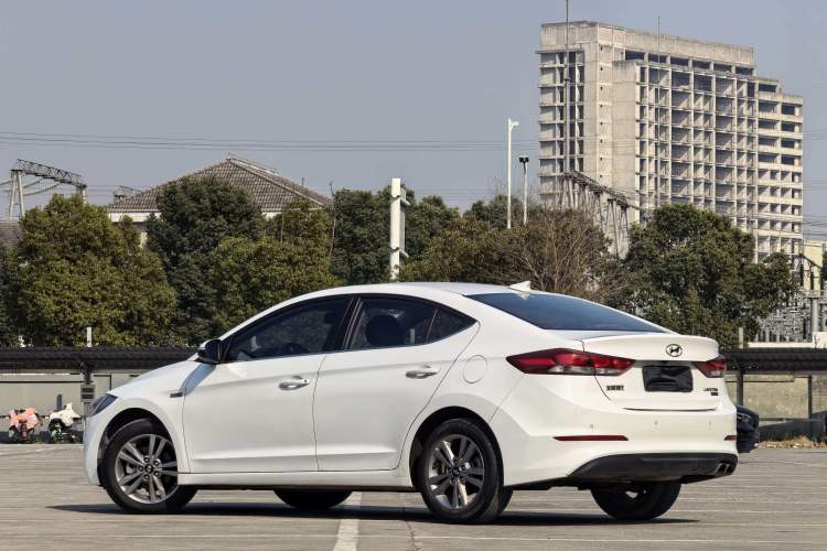Used Hyundai Elantra 2016 1.4T Dual-Clutch Xuan Dong · Dynamic Version