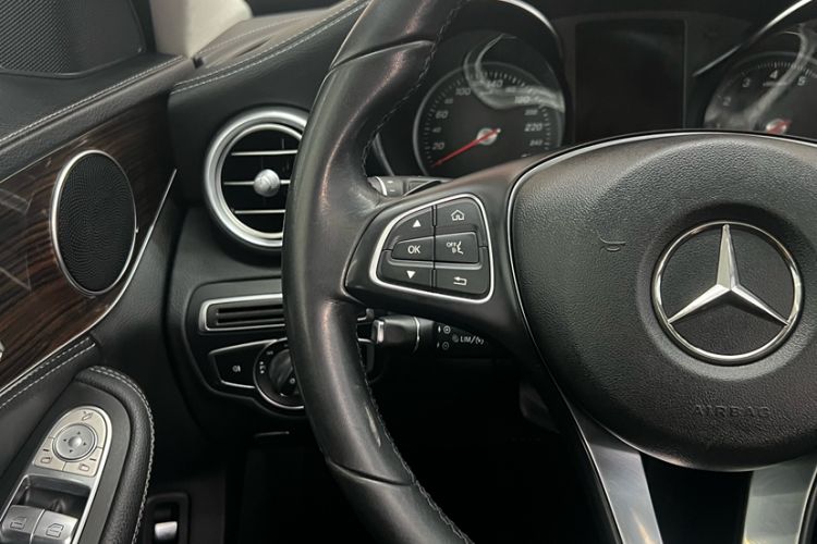 Used Mercedes-Benz C-Class 2018 C 180 L Fashion Model
