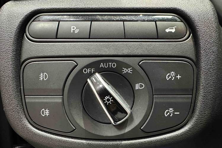 Used Infiniti QX50 2018 2.0T Two-Wheel Drive Fashion Edition
