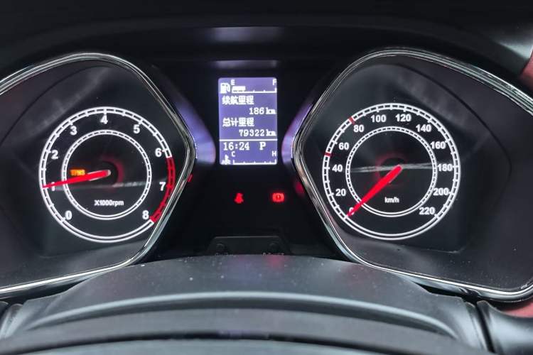 Used  Refine S2 2017 1.5L CVT Luxury Smart Model
