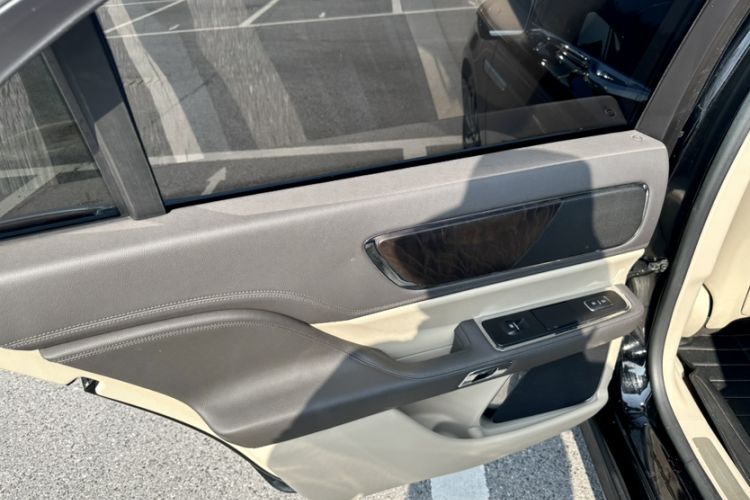 Used Lincoln Continental 2017 2.0T Two-Wheel Drive Deluxe Edition