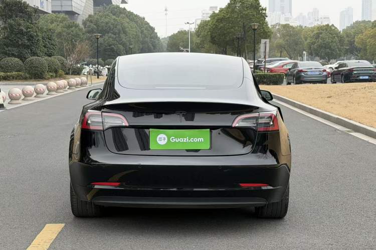 Used Tesla Model 3 2021 Revised Version II – Performance High-Performance All-Wheel-Drive Edition
