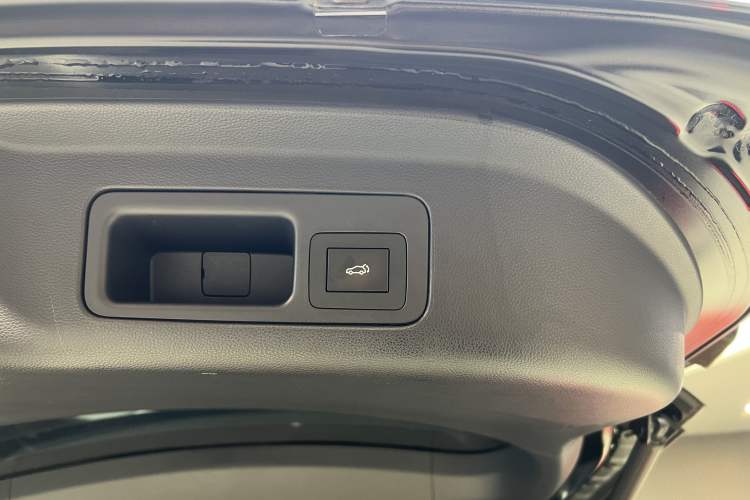 Used GAC Trumpchi M8 2021 Lingxiu Series 390T Deluxe Edition
