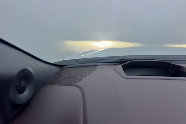 Used Toyota Sienna 2023 2.5L Hybrid Platinum Edition
