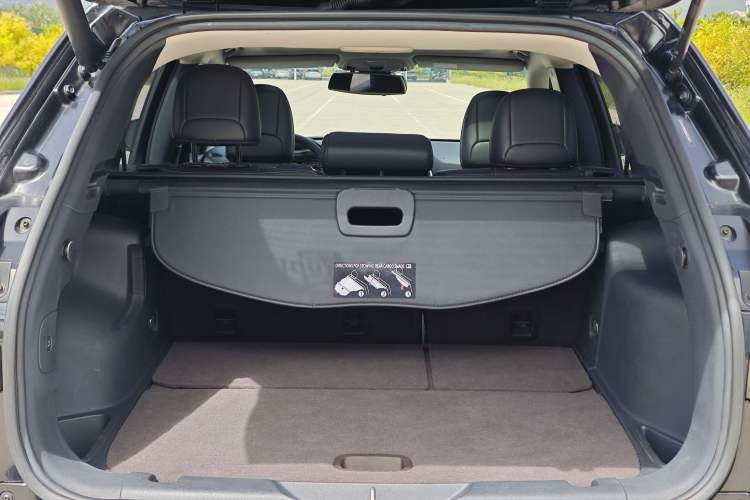 Used  Cherokee 2017 2.4L Excellence Edition