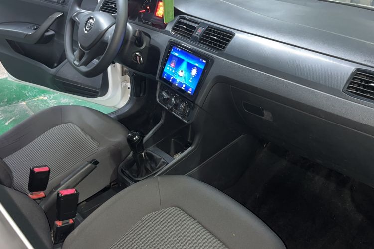 Used Volkswagen Santana 2016 1.4L Manual Fashion Edition
