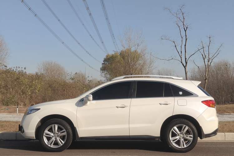 Used Acura RDX 2013 3.0L Two-Wheel Drive Elite Edition
