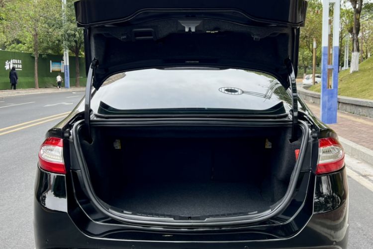 Used Ford Mondeo 2013 2.0L GTDi 200 Fashion Edition