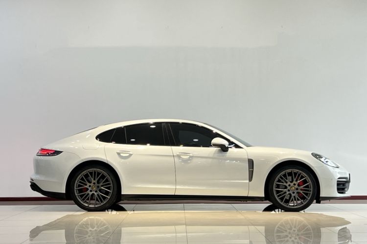 Used Porsche Panamera 2023 Facelifted Panamera 2.9T Platinum Edition