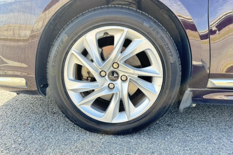 Used  5LS 2015 1.6T Comfort Edition THP160
