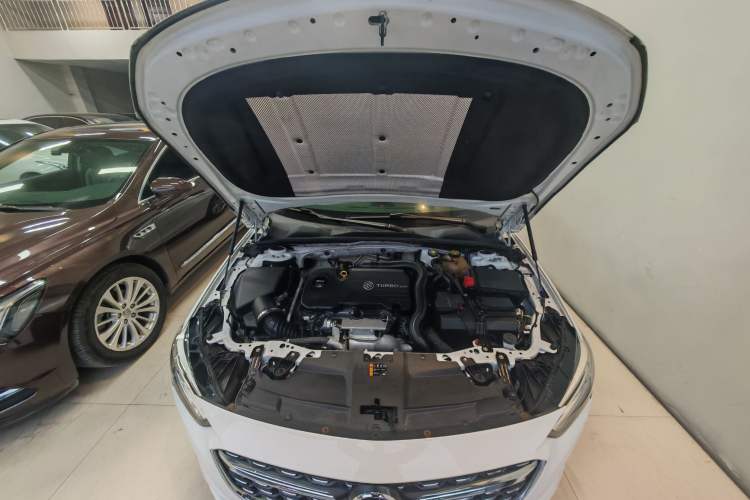 Used Buick Regal 2020 552T Luxury Version
