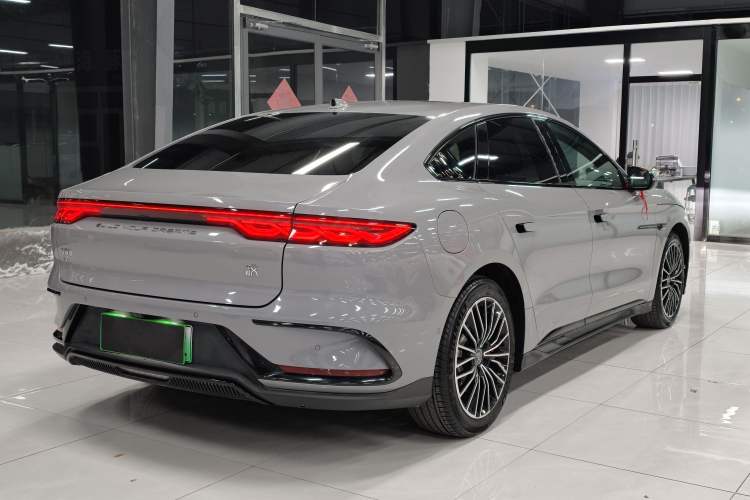 Used BYD Han 2025 EV with 701 km of Laser Radar-Enabled Intelligent Driving