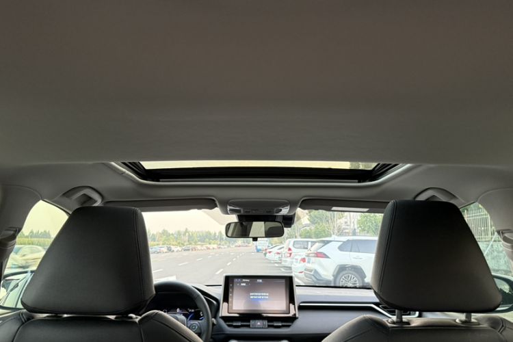 Used Toyota RAV4 2020 Dual-Engine 2.5L E-CVT Two-Wheel Drive Elite Edition
