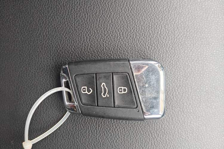 Used Volkswagen Magotan 2018 330TSI DSG Advanced Model
