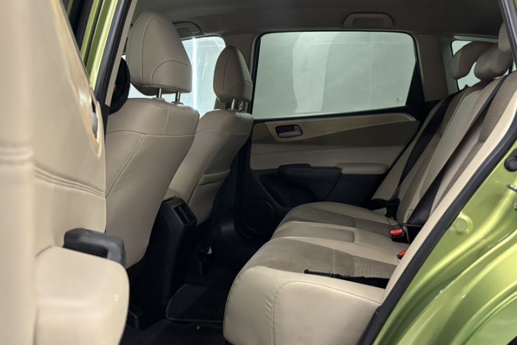 Used Honda Jade 2013 1.8L automatic Comfort version 5 seats