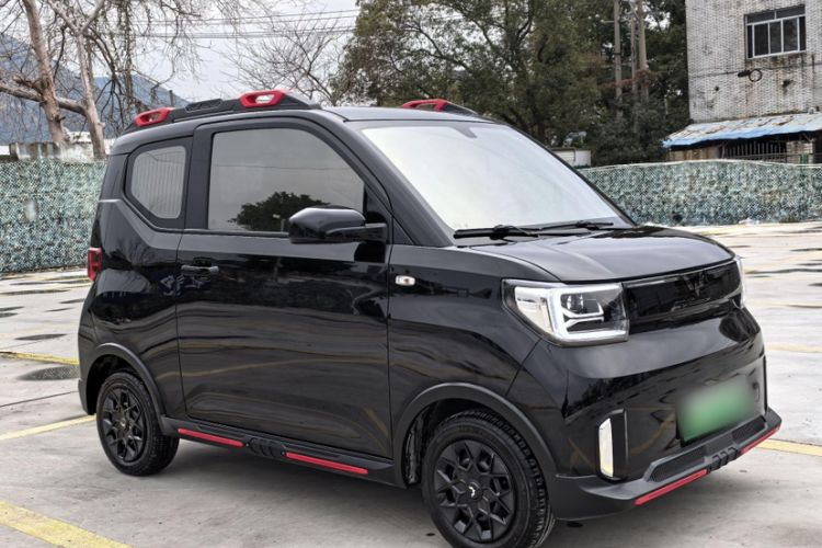 Used Wuling Hongguang MINIEV 2022 GAMEBOY 200km Gaming Edition with Lithium Iron Phosphate