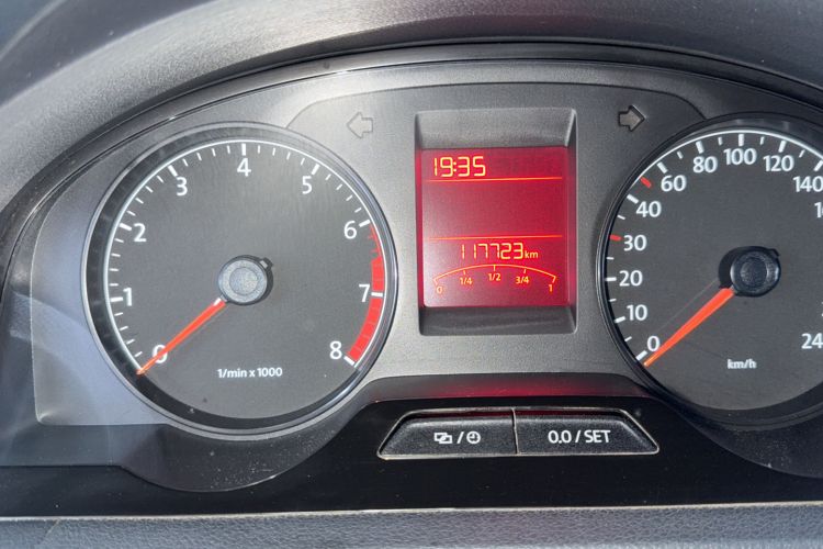 Used Volkswagen Santana 2013 1.6L Automatic Fashion Edition