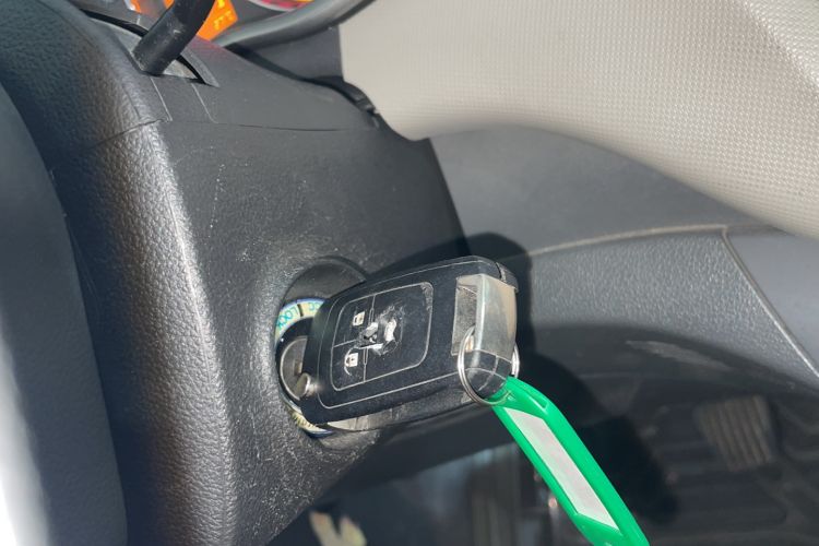 Used Chevrolet Sail 2015 Sail 3 1.5L Manual with Ideal Sunroof Edition