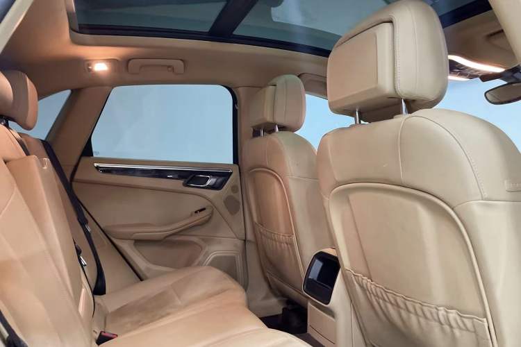 Used Porsche Macan 2016 Macan 2.0T