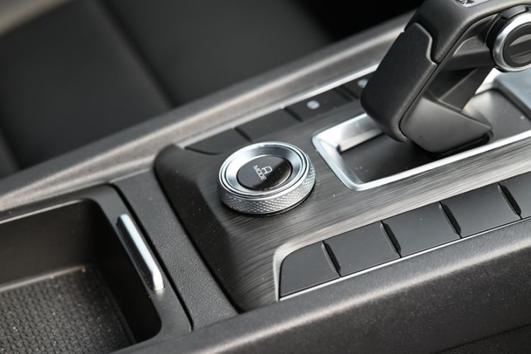 Used Great Wall Poer 2023 2.0T Commercial Version Automatic Diesel Two-Wheel Drive Elite Trim with Long Bed – GW4D20M
