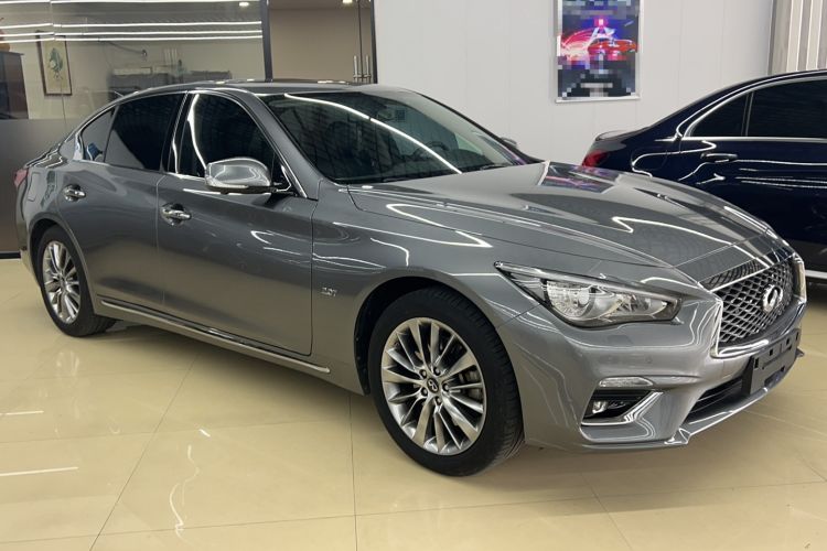 Used Infiniti Q50L 2018 2.0T Enjoyment Version China VI Standard
