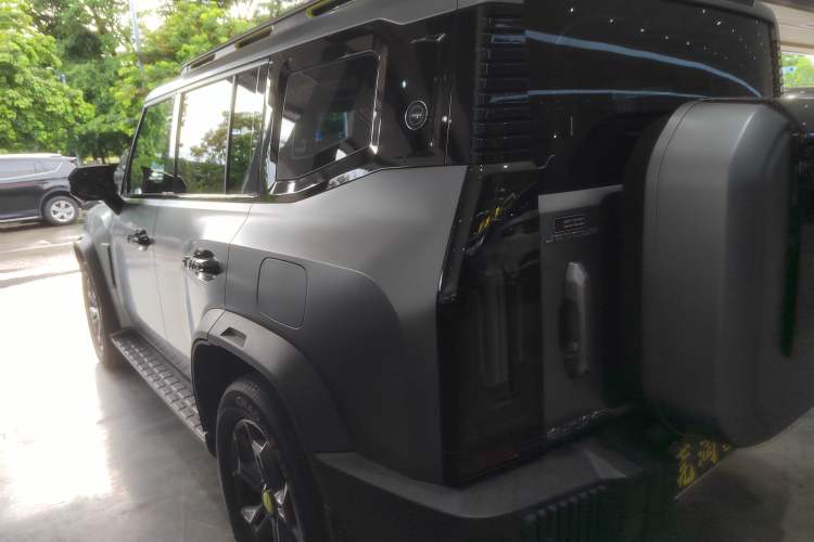 Used Jetour Traveler 2023 2.0T All-Wheel-Drive CrossPRO
