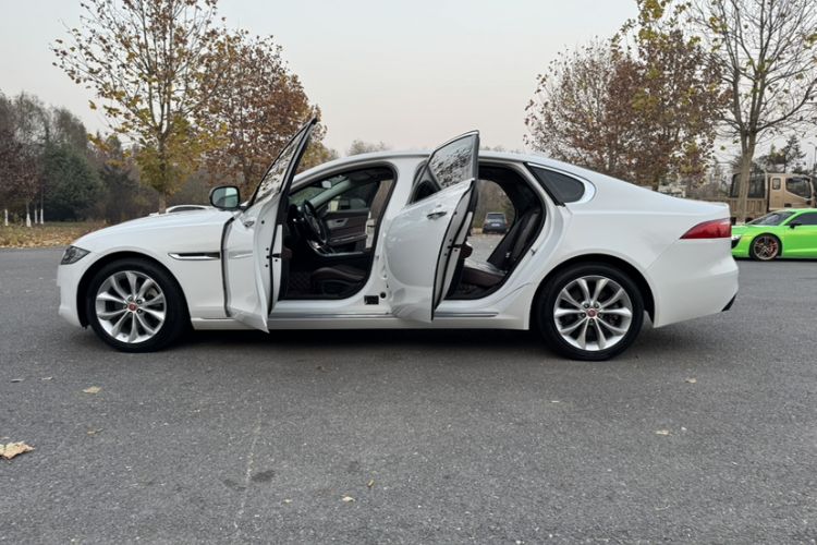 Used Jaguar XFL 2019 XFL 2.0T 250 PS Two-Wheel-Drive Luxury Edition
