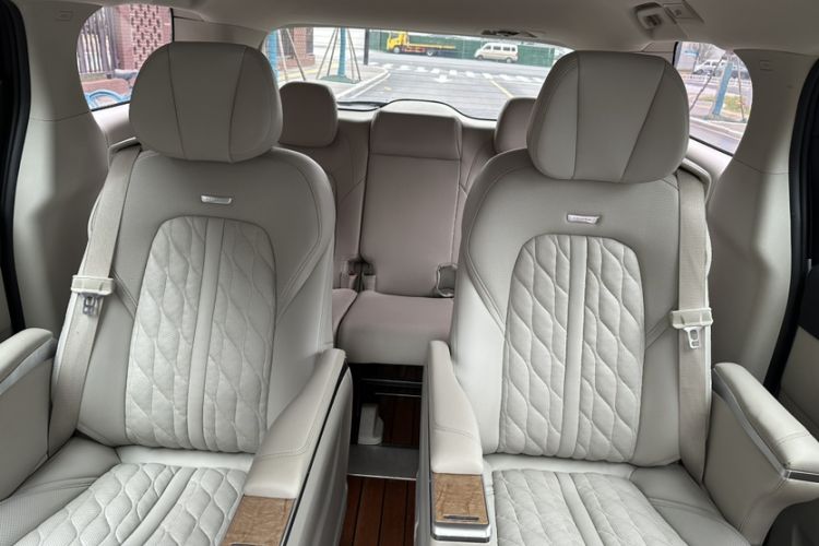 Used Buick GL8 2018 ES 28T Comfort Model China VI Standard