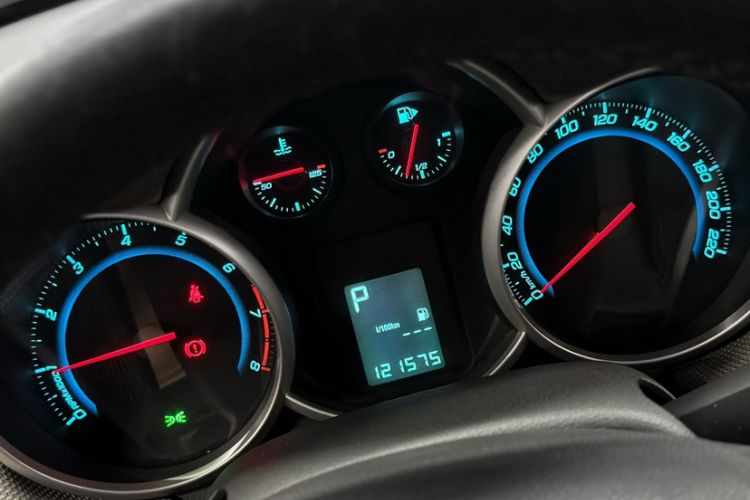 Used Chevrolet Cruze 2013 1.8L SE AT
