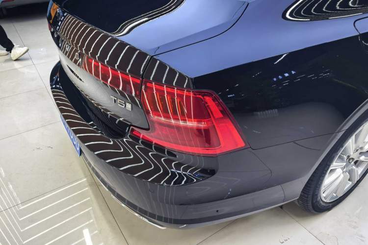 Used Volvo S90 2020 T5 Zhiyi Luxury Edition
