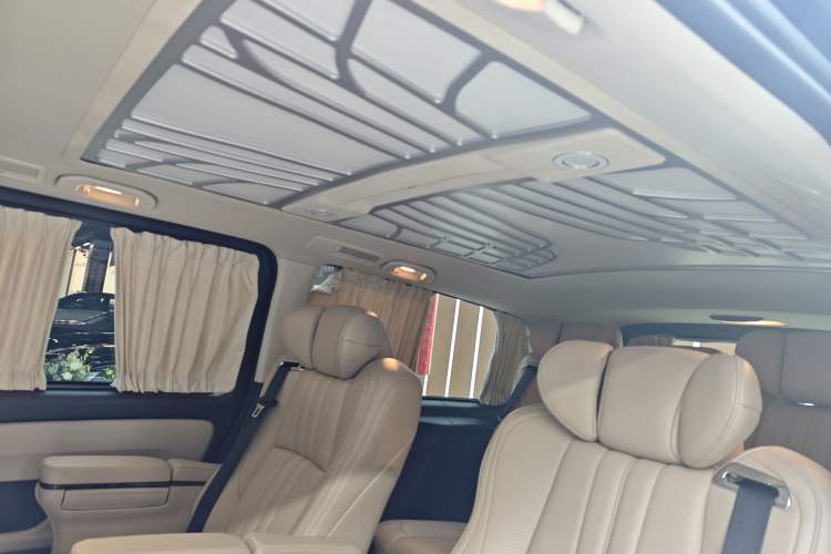 Used Mercedes-Benz Vito 2023 2.0T Business Version 7 Seats