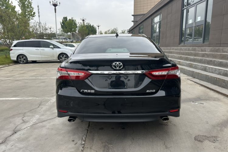 Used Toyota Camry 2021 2.0G Luxury Edition
