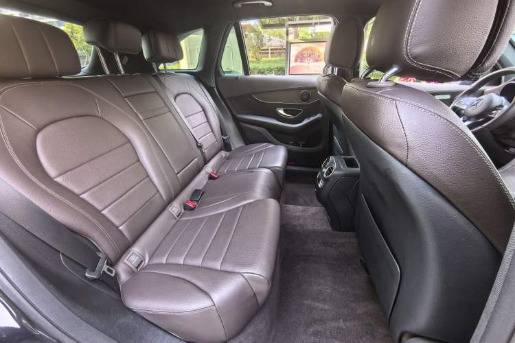 Used Mercedes-Benz GLC 2020 Facelift GLC 300 L 4MATIC Dynamic Edition
