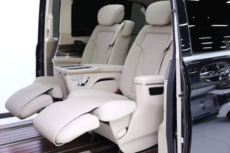 Used Mercedes-Benz V-Class 2020 V 260 L Long-wheelbase Luxury Edition