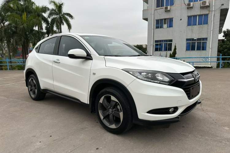 Used Honda Vezel 2017 1.8L CVT Front-Wheel Drive Pioneer Edition