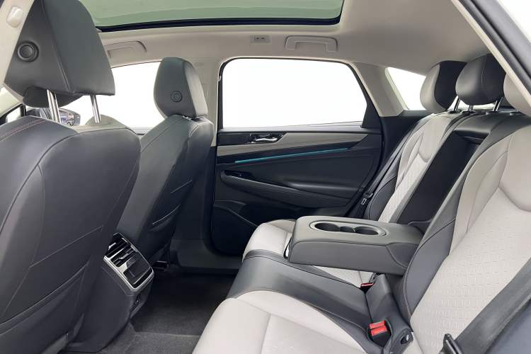 Used Volkswagen ID.7 VIZZION 2024 AIR model