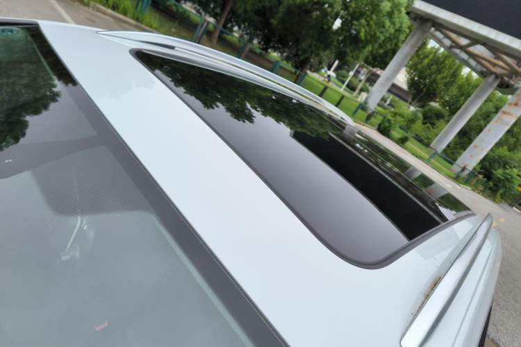 Used Volkswagen Golf Sportsvan 2018 230TSI Automatic Trend Edition
