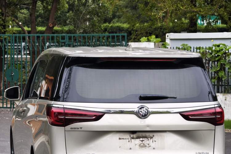 Used Buick GL8 2022 ES Landtrek 653T Comfort Edition
