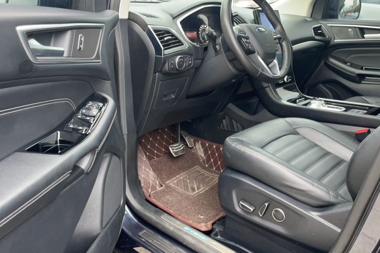 Used Ford Edge 2020 EcoBoost 245 Two-Wheel Drive Titanium 7-Seater
