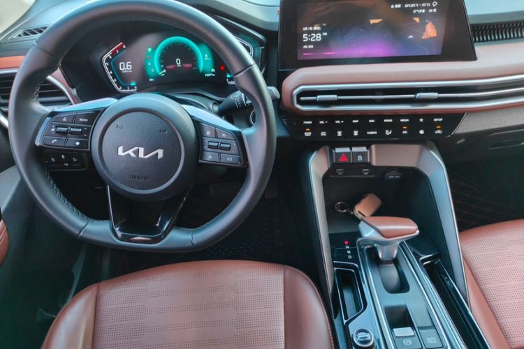 Used Kia Sportage R 2021 Ace 2.0L Splendid Edition
