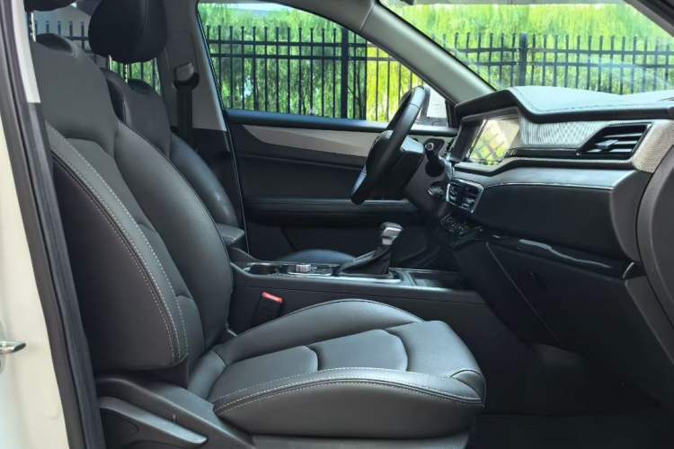 Used Cowin Xuanjie 2024 1.5L CVT Luxury Edition
