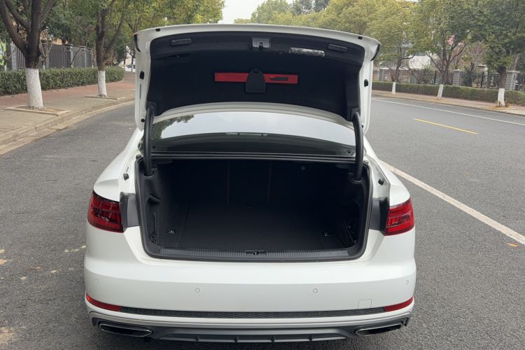Used Audi A4L 2019 40 TFSI Fashion Version China V
