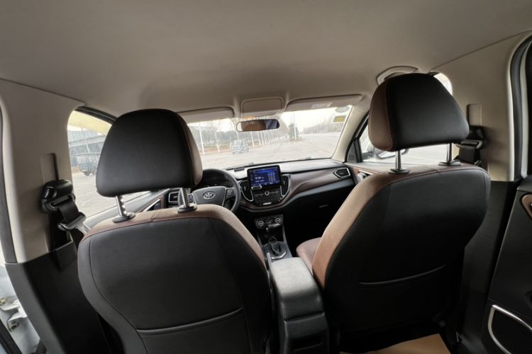 Used FAW Senya R7 2016 1.6L Automatic Smart Version
