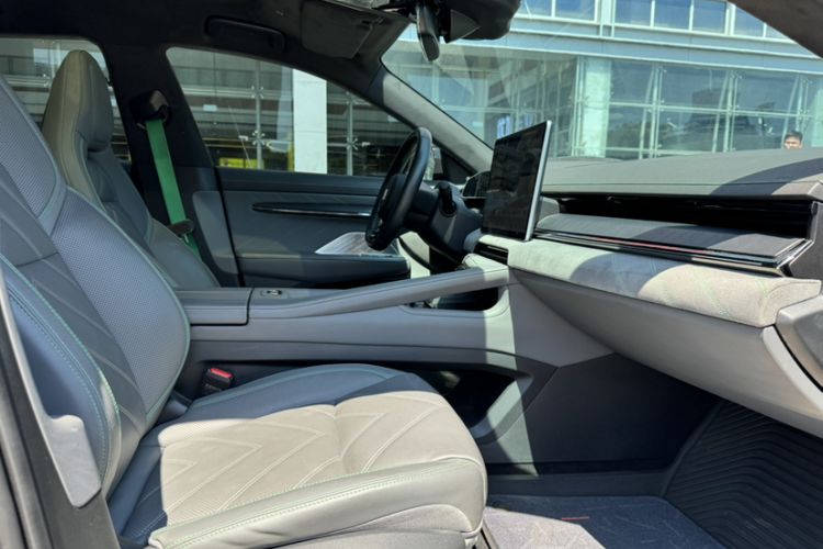 Used Zeekr 001 2023 WE Edition 100 kWh
