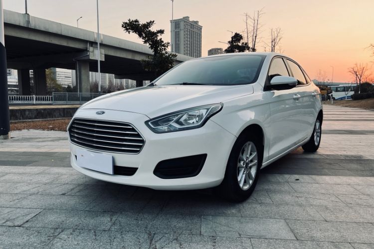 Used Ford Escort 2019 Revised 1.5L Automatic ZhiXiang Version China VI Standard