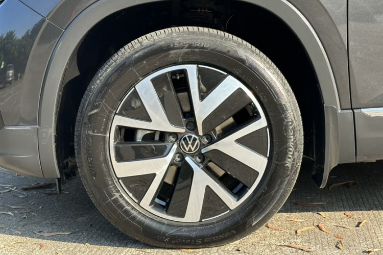 Used Volkswagen Tayron 2024 330TSI Two-Wheel Drive Luxury Plus Advanced Version